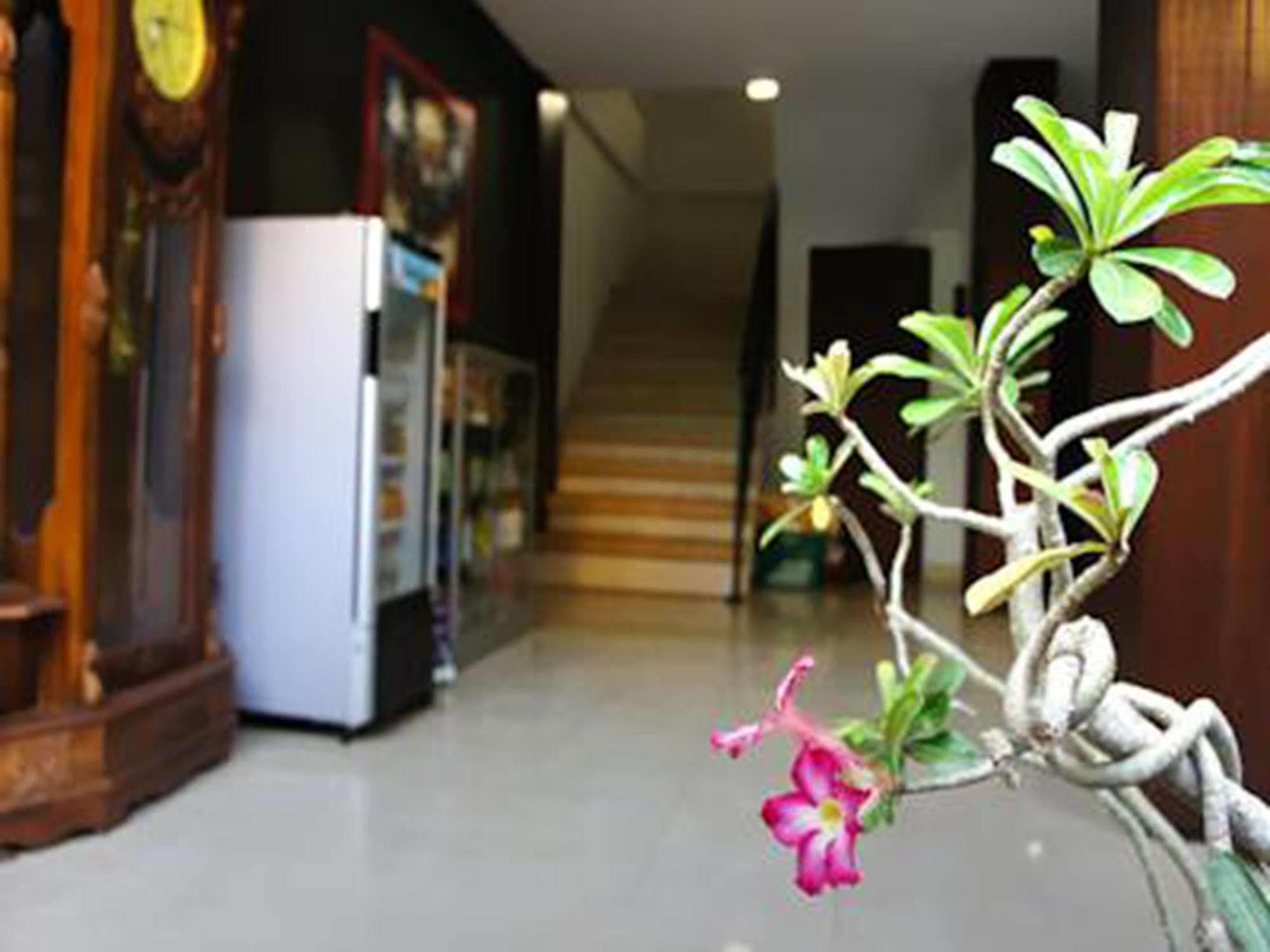 Graha Chania Legian Kuta  Exterior photo